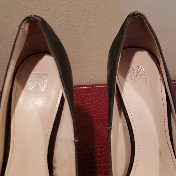 Victoria's Secret shoes - Picture 2 of 7